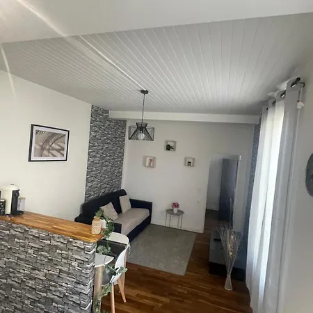 2 Pieces Calme Proche De La Defense Arena - Paris - Champs-elysees Appartement *